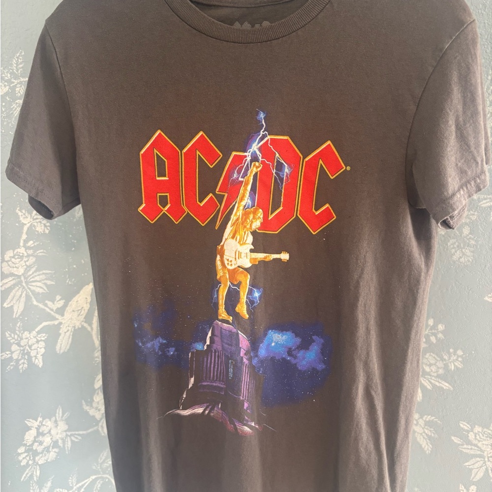 AC/DC Graphic Tee Shirt 100% Cotton Band Tee Size S